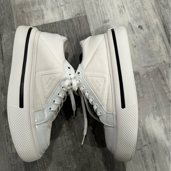 Prada sneakers white perfect conditions couples times used - Picture 1 of 11